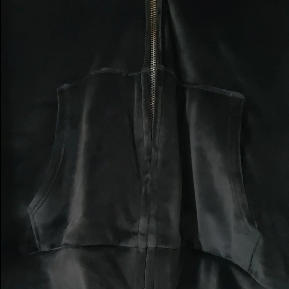 Victoria's Secret Embroidered Velour Black Zip-Up Cropped Jacket Size Large - Picture 5 of 7